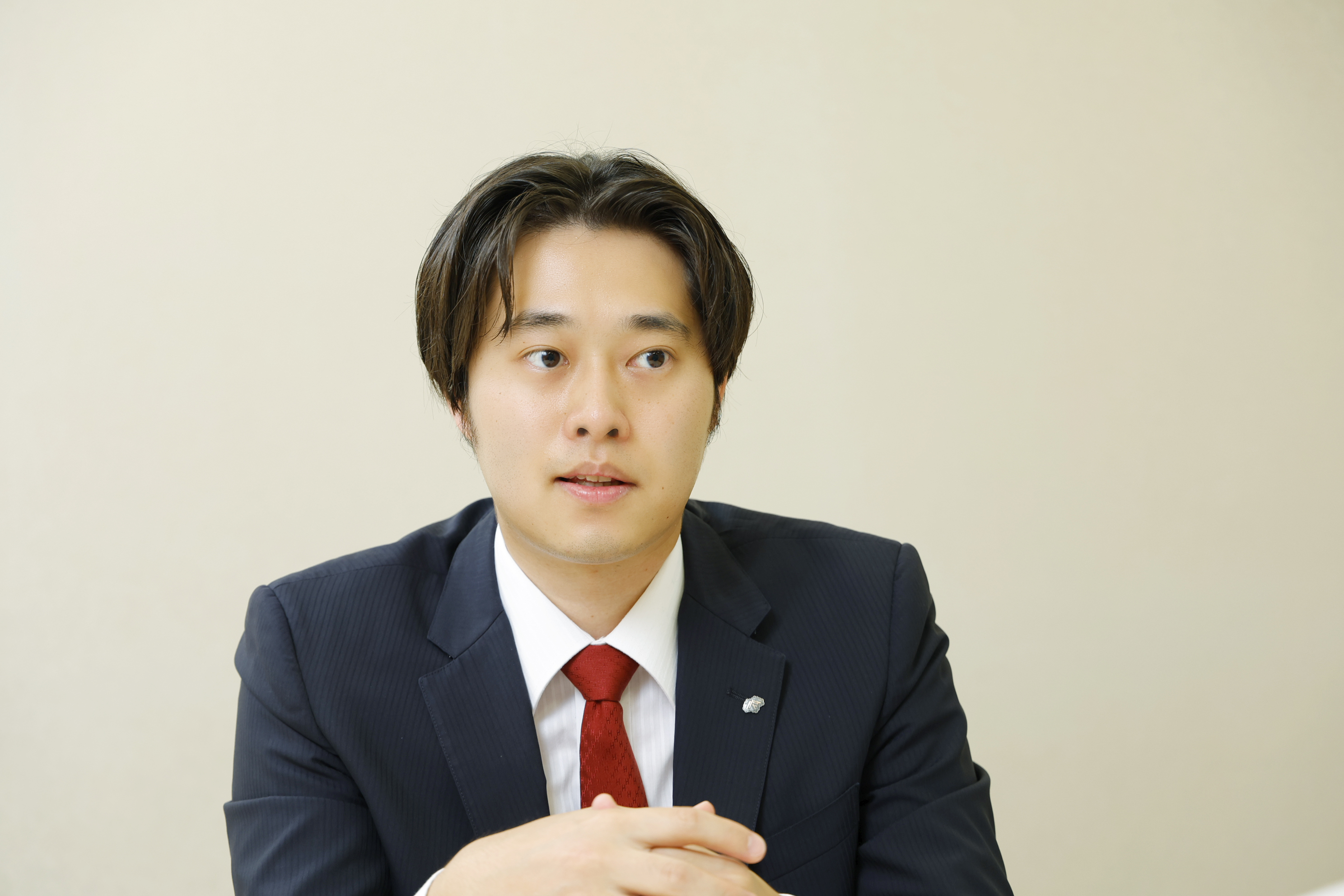 乱高下する金(ゴールド)価格の背景と今後の展望 再び最高値付近まで上昇する可能性も 野村證券・髙島雄貴のイメージ