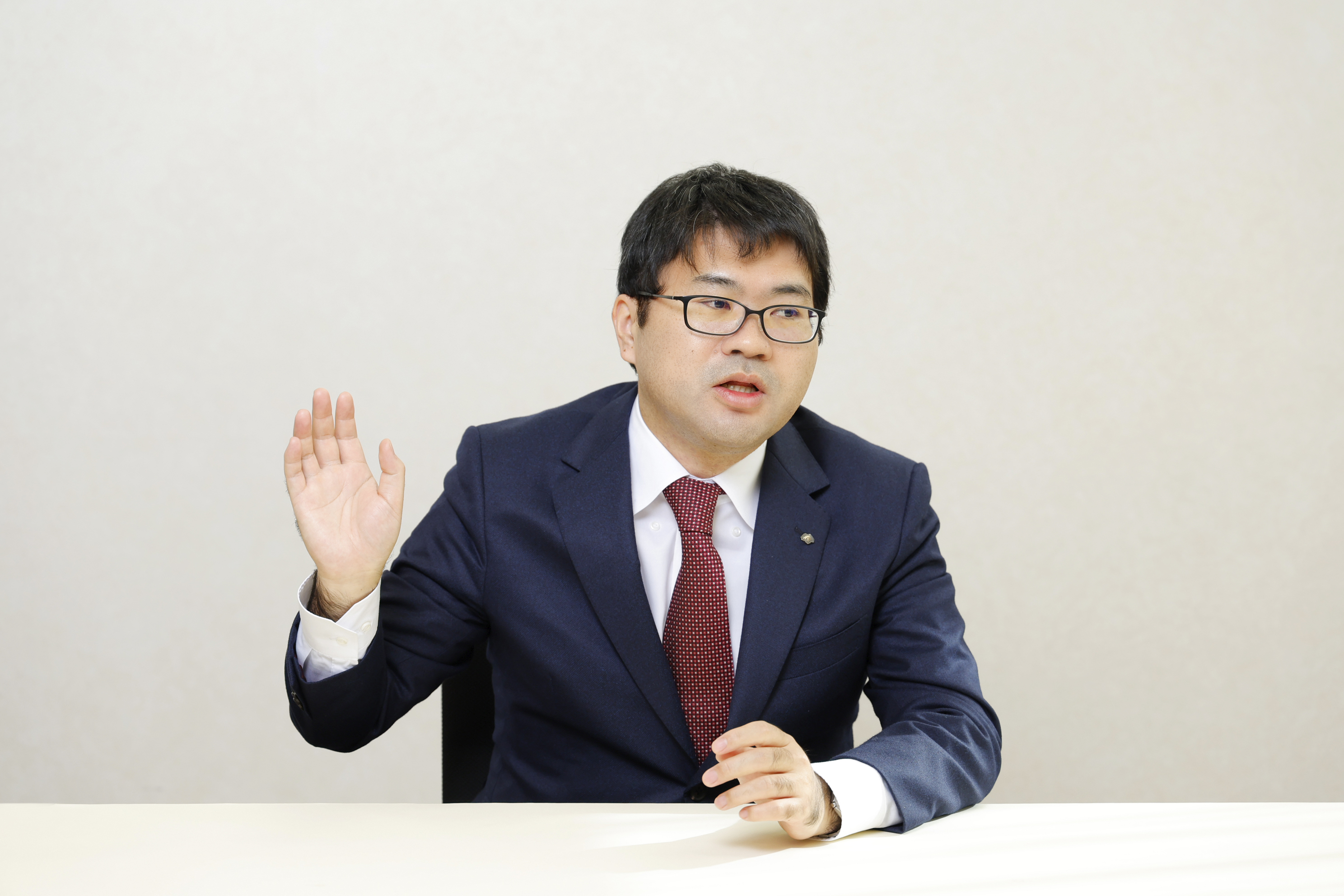 中東情勢緊迫化、なぜ新興国市場は「リスクオフ」でも底堅いのか? その背景と今後の見通し 野村證券・春井真也のイメージ